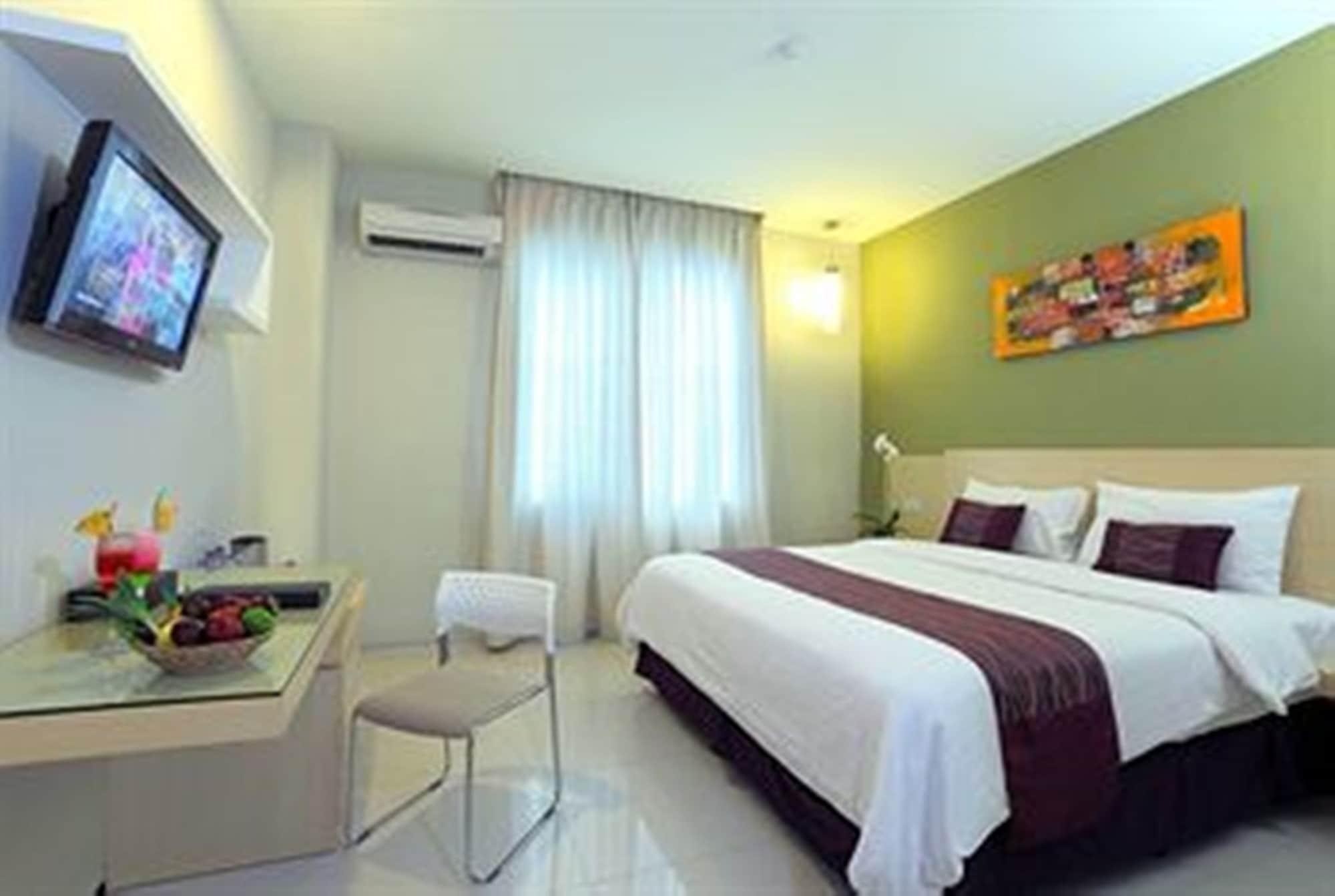 Lombok Plaza Hotel And Convention Mataram Kültér fotó