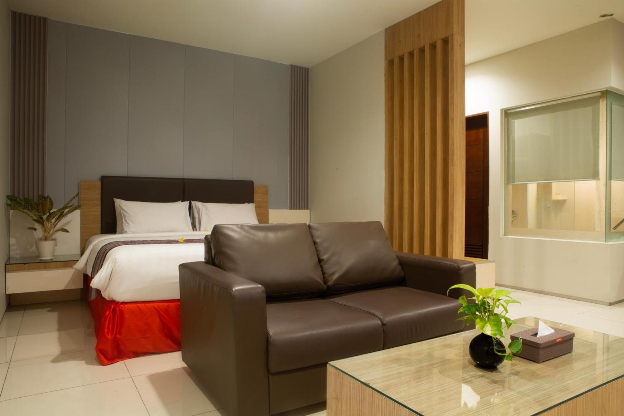 Lombok Plaza Hotel And Convention Mataram Kültér fotó