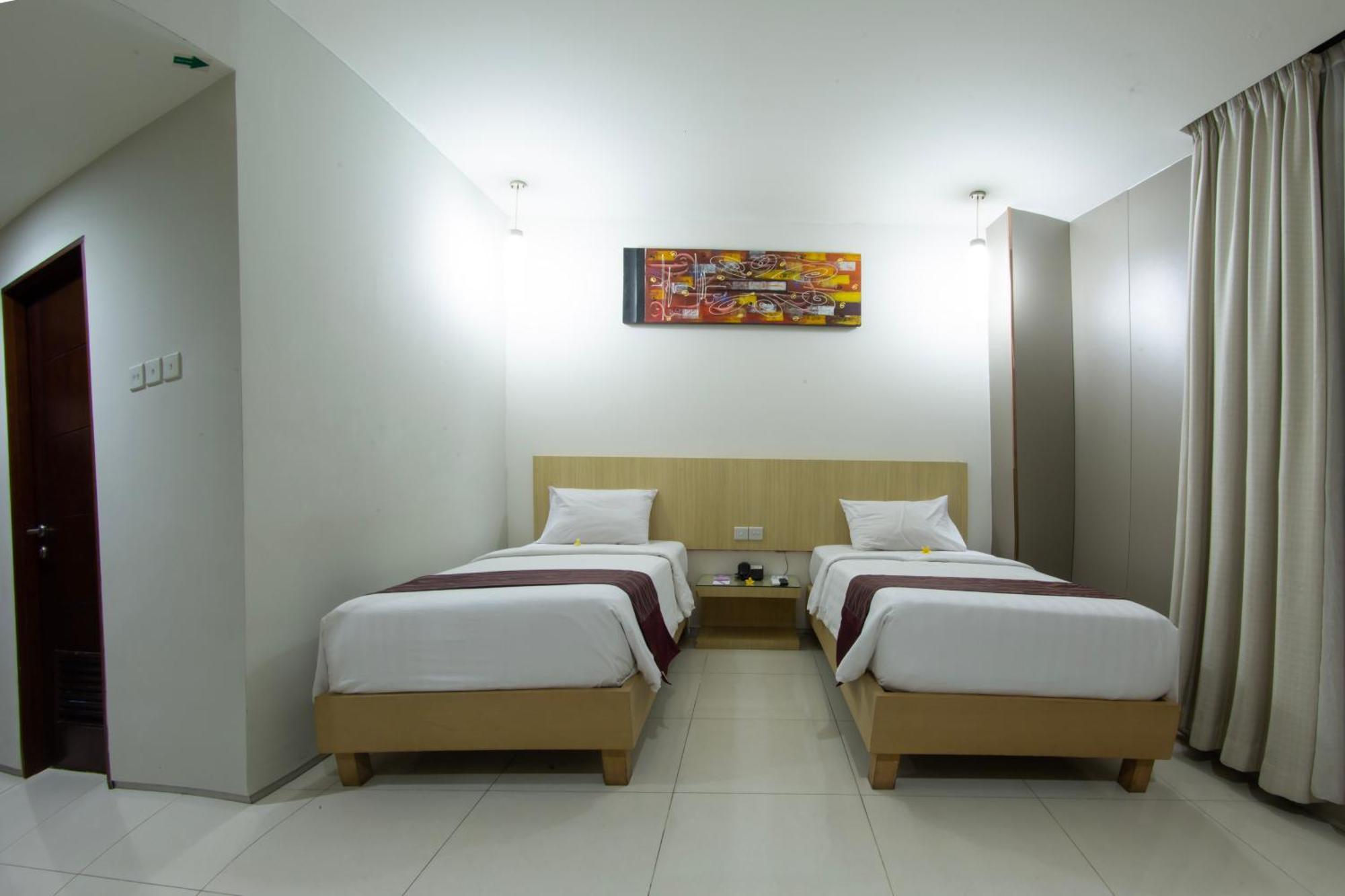 Lombok Plaza Hotel And Convention Mataram Kültér fotó