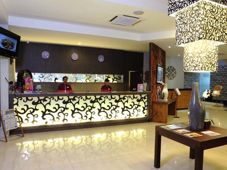 Lombok Plaza Hotel And Convention Mataram Kültér fotó