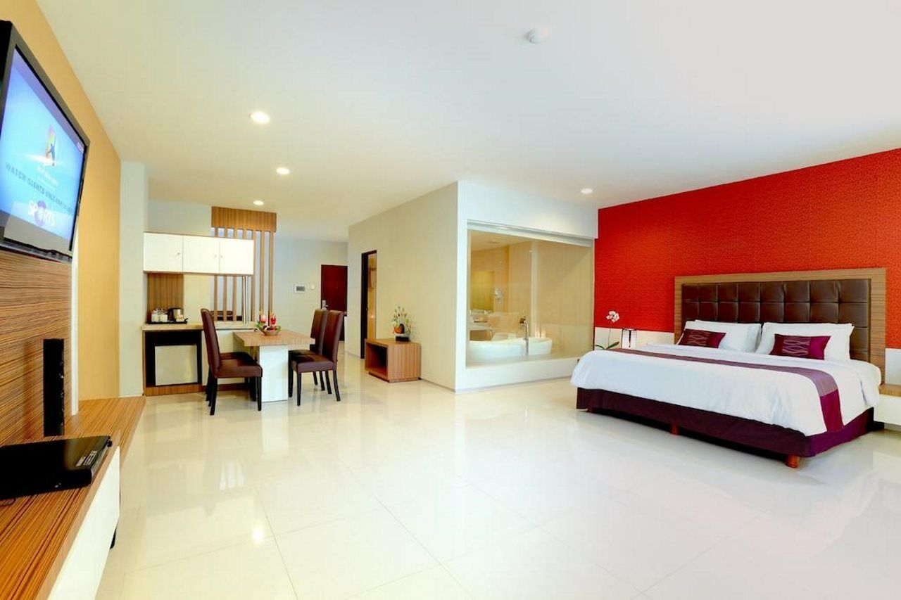 Lombok Plaza Hotel And Convention Mataram Kültér fotó